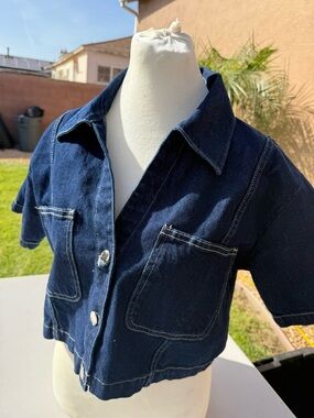 ZARA Cropped Dark Denim Jacket – New